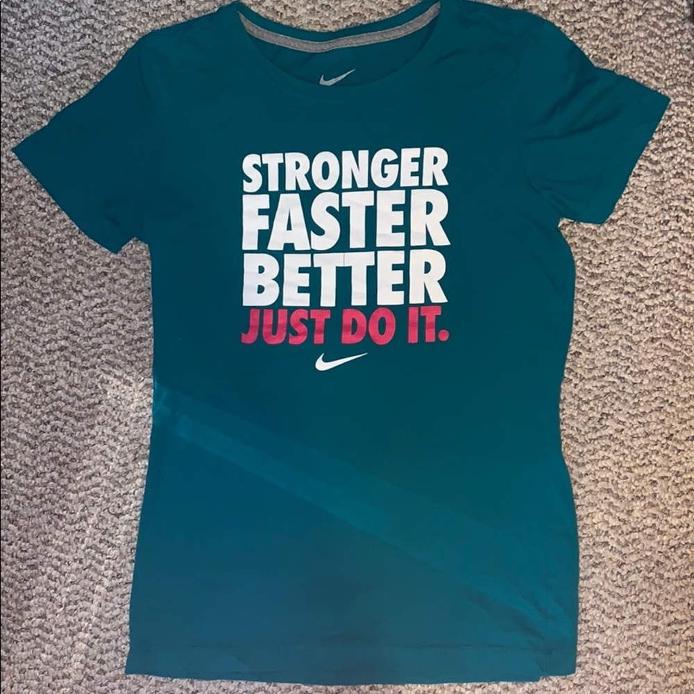 Nike Tee